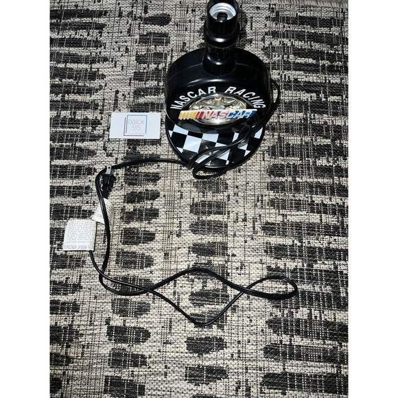 Vintage NASCAR Racing Lamp Tire Checkered Night Light Desk Lamp 1998 - Picture 3 of 4